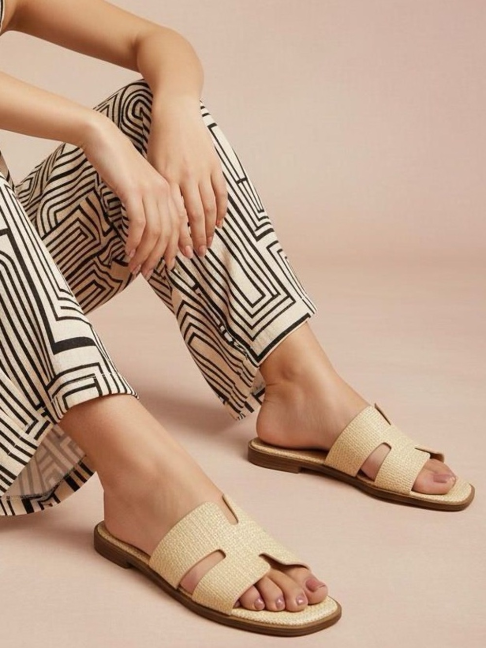 Cut out Sandals Slides Straw Color Sandals Cushionaire sandals women’s 8.5